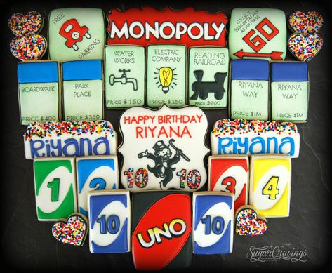 Game Night Cookies Decorated, Board Game Cookies, Board Game Cookies Decorated, Game Night Cookies, Monopoly Party, Game Night Parties, Cookie Games, Cookies Theme, Cookie Cake Birthday