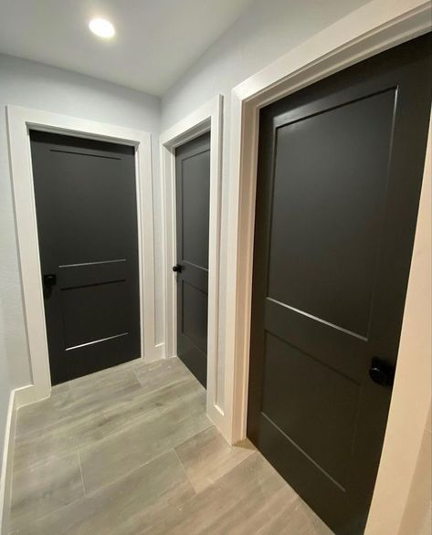 Cracked Pepper Living Room, Cracked Pepper Paint Bedroom, House With Black Doors Inside, Black Interior Door Colors, Cracked Pepper Bedroom, Black Doors Hallway, Black Trim And Doors Interior, Dark Doors With White Trim, Black Doors Interior