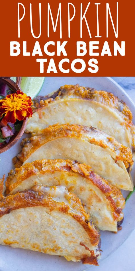 Acorn Squash Tacos, Fall Taco Recipes, Butternut Squash Tacos Recipes, Fall Tacos, Black Bean Tacos Recipes, Pumpkin Tacos, Halloween Tacos, Butternut Squash Tacos, Vegetarian Tacos Recipes