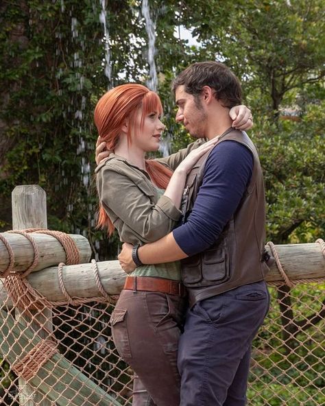 Owen And Claire Costume, Jurassic Park Outfit, Owen Grady Costume, Paleo Picnic, Jurassic World Claire, Owen Grady, Jurassic Park Birthday Party, Jurassic Park Birthday, Diy Couples Costumes