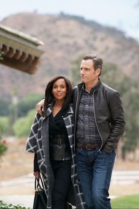 Scandal Wallpaper, Olitz Scandal, Fitz And Olivia, Olivia Pope Aesthetic, Olivia Pope Outfits, Scandal Season 1, Kerry Washington Scandal, Olivia Pope Style, Olivia And Fitz