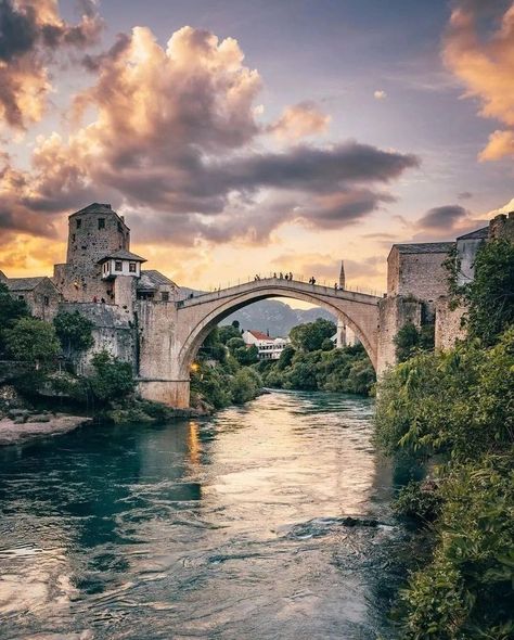 Civil Engineering Discoveries on LinkedIn: Beautiful Old Arch Bridge ❤️ Old Bridge Photography, Bosnian Aesthetic, Magic Places, Bridge Photography, Arch Bridge, Colourful Buildings, Old Bridge, Civil Engineering, Top View