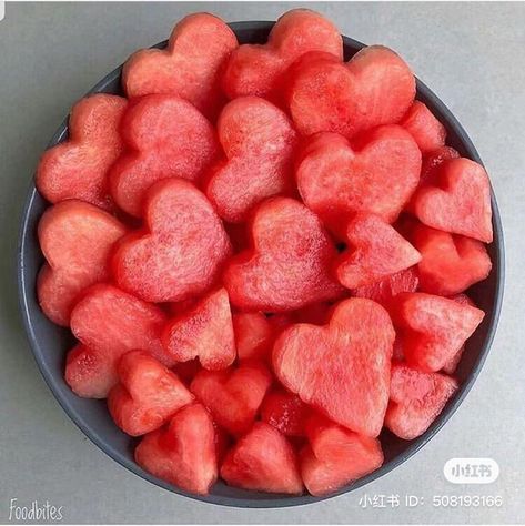 Summer Snacks, Healthy Food Motivation, Food Travel, Food Obsession, Healthy Snacks Recipes, Pretty Food, Food Cravings, I Love Food, Yummy Drinks