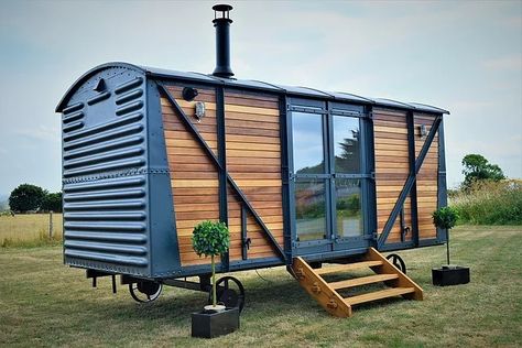 Converted Railway Carriage  Shepherd Hut. Made by Chatley Shepherd Huts www.chatleyshepherdhuts.co.uk Shepherds Hut For Sale, Western Red Cedar Cladding, Shepherd Huts, Solid Oak Doors, Tongue And Groove Panelling, Cedar Cladding, Somerset England, Shepherds Hut, Aluminum Roof