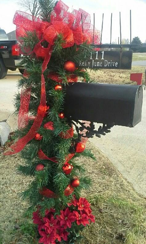 30 Christmas Mailbox Decoration Ideas - Nikki's Plate Christmas Mailbox Decor, Christmas Mailbox Decorations, Christmas Mailbox Ideas, Mailbox Decorations, Mailbox Swags, Mailbox Swag, Christmas Mailbox, Christmas Outdoors, Mailbox Ideas