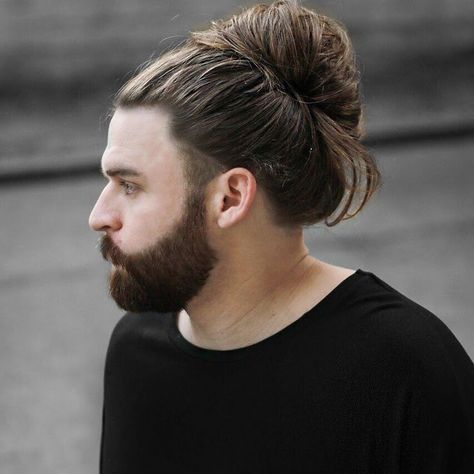 Man Bun Hairstyles Curly, Bun Hairstyles For Men, Low Undercut, Bun Hairstyles Curly, Mens Long Hair Undercut, Long Hair Fade, Man Bun Undercut, Long Hairstyles For Men, Man Bun Hairstyles