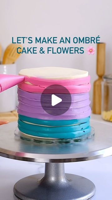 Two Tone Buttercream Cake, Cakes Buttercream Decorating, Easy Colorful Cake Decorating, How To Frost An Ombre Cake, How To Do Ombre Icing On Cake, How To Ombre Frost A Cake, Pour Frosting On Cake, Colored Cake Layers, Bright Buttercream Cake