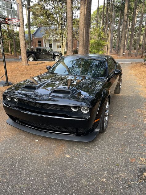 Exterior and interior photos of the 2023 Dodge Challenger Black Ghost. Dodge Challenger Black Ghost, Cool Car Aesthetic, Dodge Challenger Interior, Black Dodge Charger, Dodge Challenger Black, ماثيو ماكونهي, Challenger Sxt, Dodge Challenger Sxt, Dodge Challenger Hellcat