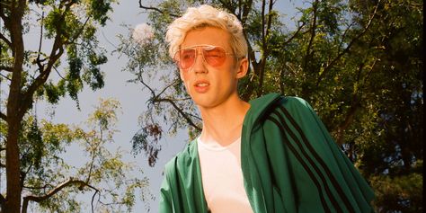 Troye Sivan c/o Kevin Abstract: The pop and rap artists talk new music, fame and collaborations. Troye Sivan Aesthetic, Troye Silvan, Sephora Employee, Troye Sivan Songs, Kevin Abstract, Jacob Bixenman, Sweet Like Honey, Ricky Dillon, Joey Graceffa