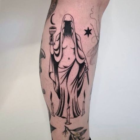 Chalice Tattoo Company on Instagram: "@goatmoth bringing occult beauty to Brisbane email goatmoth.tattoo@gmail.com for bookings" Cloaked Woman Tattoo, Tattoo Ideas Symmetrical, Mirrored Tattoo Ideas, Small Bone Tattoo, Maid Mother Crone Tattoo, Witch Trad Tattoo, Matriarch Tattoo, Psychic Tattoo Ideas, Dark Feminine Tattoos Leg Sleeve