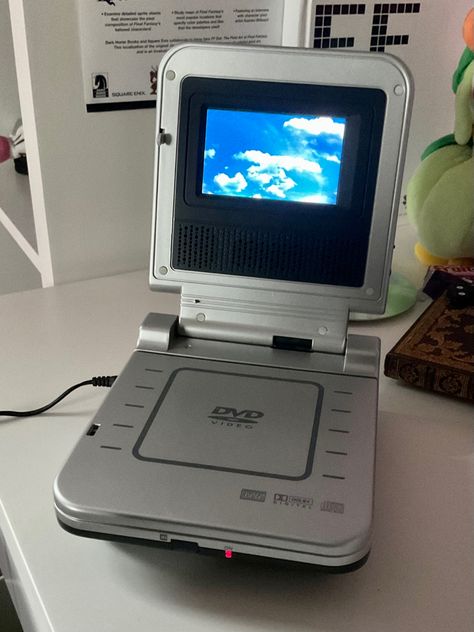 Tech Aesthetic, Portable Dvd Player, 2000s Aesthetic, Aesthetic Y2k, Dvd Player, Dvd, Computer, Desk, Technology