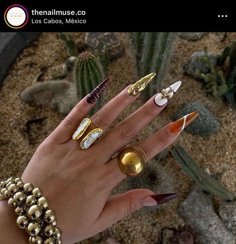 Gold Chrome Nails, Bell Gardens, Finger Art, Maroon Nails, Stylish Nails Designs, Princess Jewelry, Indie Jewelry, Cute Acrylic Nail Designs, Pearl Nails