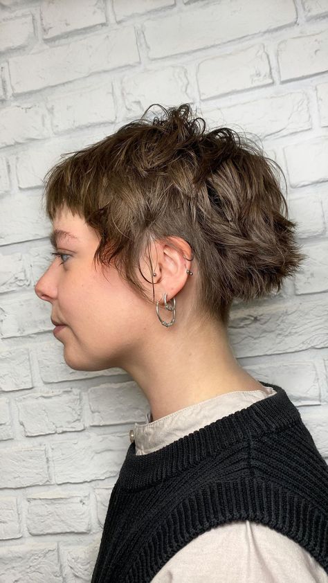 MICRO BOB 4 @_ricfl . . . #microbob #bobhaircut #texturedbob #londonhairstylist #lulurichards | Instagram Short Side Haircut Women, Micro Bob Haircut, Undercut Short Hair, Micro Bob, Short Shag Haircuts, Shaggy Short Hair, Crop Hair, Cut Her Hair, Short Pixie Cut