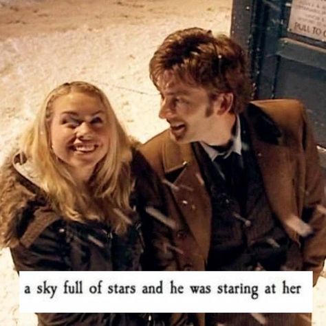 Dr Who Companions, Rose And The Doctor, Doctor Who Funny, Doctor Who 10, David Tennant Doctor Who, Tv Doctors, Billie Piper, 10th Doctor, Rose Tyler