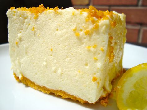 Fluff Cake Recipe, Fluff Cake, Lemon Fluff, Jello Mold Recipes, Citrus Recipes, Fluff Recipe, Fluff Desserts, Jello Desserts, Lemon Dessert Recipes