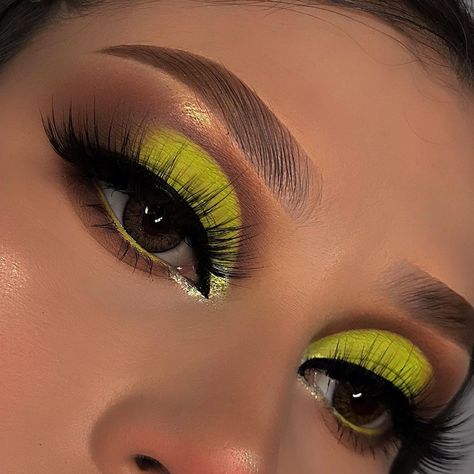 Cute Eye Makeup, Eye Makeup Styles, Work Makeup, Green Makeup, Dope Makeup, Eye Makeup Designs, Colorful Eye Makeup, Creative Eye Makeup, Glamour Makeup