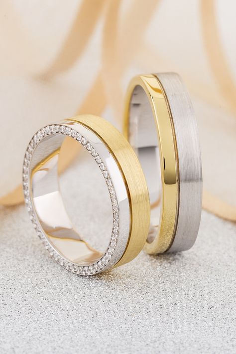 Mixed metals wedding bands with diamonds. #wedding #weddingrings #weddingring #weddingbands #weddingband #diamondbands #diamondband #diamondrings #weddingideas #modernwedding #elegantwedding Mixed Metal Wedding Bands For Women, Wedding Ring Trends, Wedding Bands With Diamonds, Metal Couple, Mixed Metals Wedding, Weddings Rings, Kays Engagement Ring, Unusual Wedding Rings, Perfect Wedding Ring