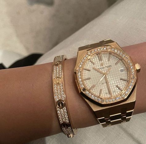 Gucci Watch Women, Ap Watch, Icon Jewelry, Pretty Watches, Rolex Watches Women, Aesthetic Lifestyle, Luxe Jewelry, Accessories Bag, Barbie Toys