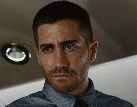 Oh, Jake! Office Gifs, Jake G, How To Be Rich, October Sky, Reaction Pic, Donnie Darko, My Face When, Someone Told Me, Jake Gyllenhaal