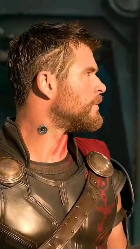 Thor Ragnarok | Thor God of Thunder Status 😈 | Marvel characters, Marvel comics superheroes, Marvel thor Thor Ragnarok Haircut, Marvel Man, Haircut Back, Jane Foster, Marvel Superheroes Art, God Of Thunder, Marvel Comics Superheroes, Marvel Superhero Posters, Thor Ragnarok