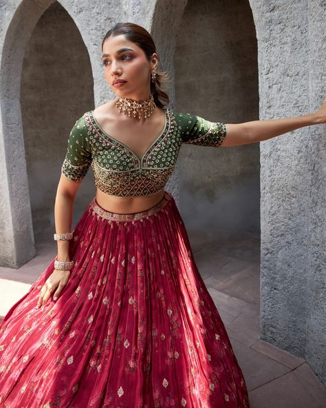 Olive green and maroon foil printed lehenga 💫 . . . #rouhi Green Wedding Outfit, Red Indian Outfit, Olive Green Wedding, Wedding Fits, Olive Green Weddings, Maroon Outfit, Printed Lehenga, Red Indian, Green Outfit