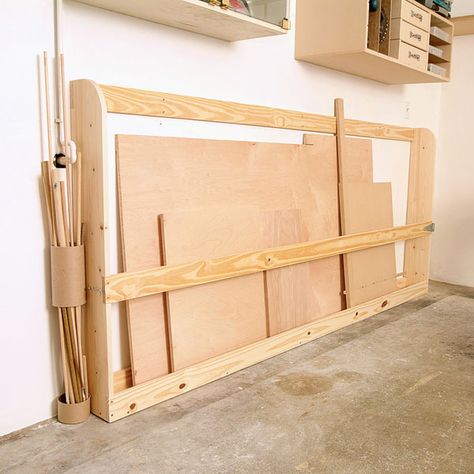 Sheet Stock storage that doesn't take up much space. Woodworking Plans Patterns, Lumber Rack, Advanced Woodworking Plans, Lumber Storage, Wood Projects For Beginners, Wood Crafting Tools, Wood Magazine, Learn Woodworking, Popular Woodworking