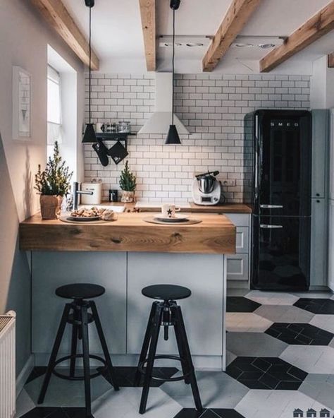 20+ Ideas On How To Make Your Small Kitchen Look Gorgeous | Small Kitchen Decoration, Model Dapur, Decor Ikea, Small Kitchen Decor, Small Space Kitchen, Design Toscano, Apartment Kitchen, Tiny Kitchen, Decor Minimalist