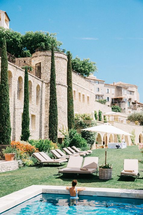 La Bastide de Gordes Villas Design, Summer Life, Luxury Villas, The South Of France, Road Trip Usa, South Of France, France Travel, Luxury Villa, Vacation Destinations