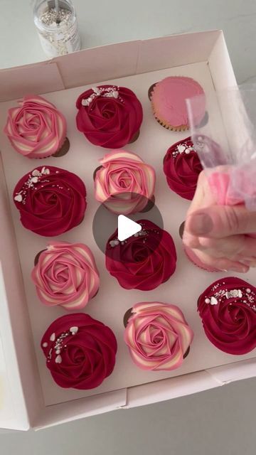 Kerry’s Bouqcakes on Instagram: "𝕃𝕠𝕧𝕖 𝕚𝕤 𝕚𝕟 𝕥𝕙𝕖 𝕒𝕚𝕣 💞 Some valentine's inspo for your feed & a reminder that my online tutorials are currently on sale 😍 learn how to create the perfect buttercream for the most beautiful cupcake roses and more 🌹🌹 kerrysbouqcakes.co.uk or link in bio #valentine #bemyvalentine #valentinesday #roses #buttercreamroses #buttercream #edibleart #floralcupcakes #floralpiping #cakelove #cakecutting #loveisintheair #pink #red #wilton #sugarflair" Red And Pink Cupcakes, Red Rose Cupcakes, Cupcake Roses, Red Cupcakes, Mothers Day Cupcakes, Buttercream Roses, Love Month, Floral Cupcakes, Rose Cupcakes