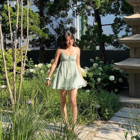 BREANNA QUAN on Instagram: "wear your greens 🌱" Breanna Quan, Dream Wardrobe, Passion For Fashion, Strapless Dress, Flower Girl, Slip Dress, White Dress, Summer Dresses, Outfit Accessories