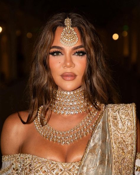 Khloé Kardashian (@khloekardashian) • Instagram photos and videos Kardashian Indian Wedding, Khloe Kardashian Indian Wedding, Khloe Kardashian Makeup, Jewellery Outfit, Anant Ambani And Radhika Merchant, Heirloom Necklace, Kim Kardashian Wedding, Kardashian Wedding, Radhika Merchant