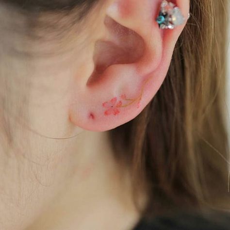 Ear Lobe Tattoo, Jewelry Tattoo, Tattoo On, Ear Tattoo, Aesthetic Art, Small Tattoos, Flower Tattoo, Tatting, Art Inspiration