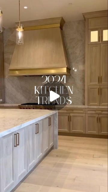 Keith Culver Homes, Inc | East Texas Builder | 2024 TRENDS of kitchen design! 👩🏻‍🍳

1. Statement Kitchen Sinks- this one is supersized for extra function and wrapped in quar... | Instagram Statement Kitchen, Timeless Kitchen Design, Luxury Floor Plans, 2024 Kitchen, Timeless Kitchen, Kitchen Design Trends, Kitchen Inspiration Design, Upper Cabinets, Kitchen Trends