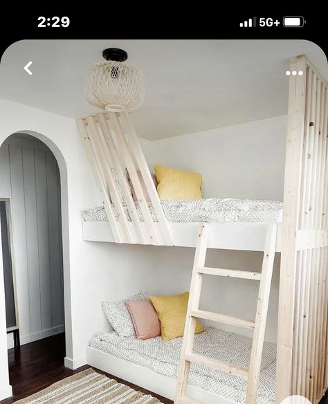 Diy Bunk Beds Plans, Bunk Bed Plan, Bunk Bed Ladder, Shared Girls Room, Diy Bunk Bed, Bunk Beds Built In, Aesthetic Bedroom Decor, Built In Bunks, Tiny Bedrooms