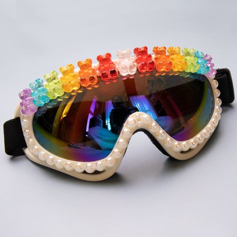 *Acrylic Gummy Bears *Glass Pearls *Polarized Lens Goggles *Handmade in Los Angeles Blossom Costumes, Groove Cruise, Rave Glasses, Neon Rave, Rave Fits, Rave Babe, Festival Attire, Festival Outfits Rave, Burning Man Fashion