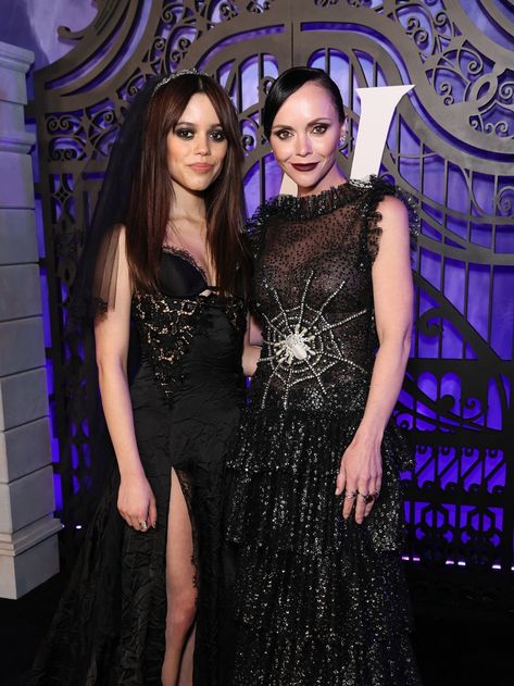 christina ricci - Twitter Search / Twitter Luis Guzman, Addams Family Wednesday, Carolyn Jones, Christina Ricci, Badass Women, Addams Family, Wednesday Addams, Jenna Ortega, Bridal Collection