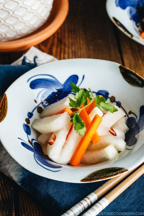 Pickled in sweet vinegar, this Daikon Amazuzuke is a refreshing and crunchy pallet cleanser and is served as a side dish or salad. #pickle #japanesefood | Easy Japanese Recipes at JustOneCookbook.com Pallet Cleanser, Pickled Daikon Recipe, Vinegar Pickles, Daikon Recipe, Easy Pickle, Japanese Pickles, Pickles Recipe, Easy Japanese Recipes, Japanese Recipes