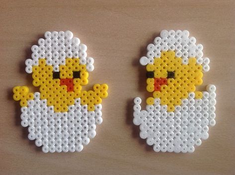 pollos - #pollos | Basteln bügelperlen, Osternest basteln, Basteln ideen ostern Påskeaktiviteter For Barn, Origami Lamp, Easy Perler Bead Patterns, Melty Bead Patterns, Easy Perler Beads Ideas, Art Perle, Hama Beads Design, Motifs Perler, Melty Beads