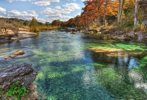 Garner State Park--Camped at the park for our 1 yr anniversary. It's just as beautiful as the picture portrays it to be. Frio River, Garner State Park, Texas State Parks, Texas Adventure, Texas Places, Texas Vacations, Matka Natura, Texas Travel, Texas Hill Country