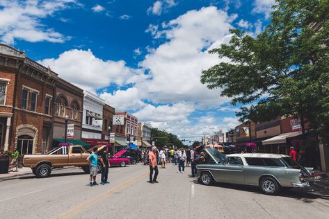 This beautiful mountain town is a top culinary destination. Sheridan Wyoming, Yellowstone Trip, Wyoming Travel, Western Town, Haunted Hotel, Google Street View, American Restaurant, National Parks Trip, Mountain Town