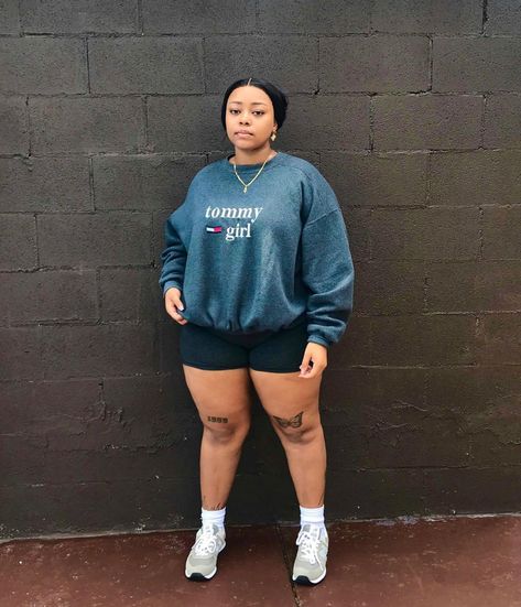 Feminine Style Outfits, Streetwear Plus Size, College Wardrobe, Plus Size Streetwear, Emily Ann, Outfits Gorditas, Plus Size Baddie Outfits, Outfits For Summer, Curve Fashion