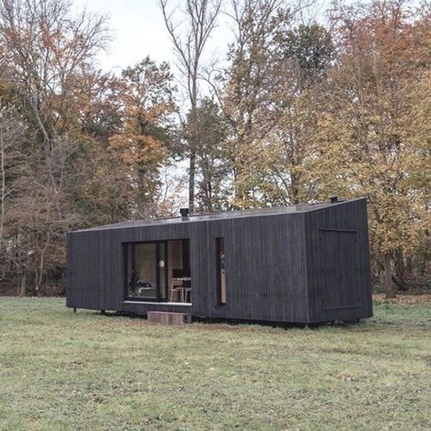 Small Prefab Homes, Modern Cabin Design, Low Budget House, Modern Tropical House, Low Cost Housing, House Cladding, Prefab Cabins, Into The West, Lake Cabins