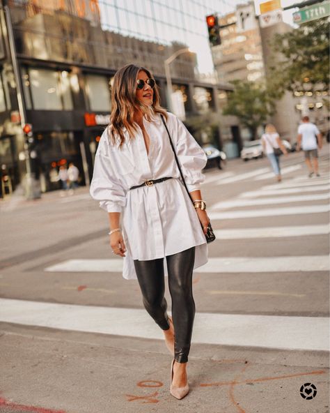 Oversized Button Down Shirt Outfit, Oversized Blouse Outfit, Leather Leggings Fall, Leather Leggings Casual, Button Down Shirt Outfit, Outfit Ideas Oversized, Button Down Outfit, Oversized Shirt Outfit, Shirt Outfit Ideas