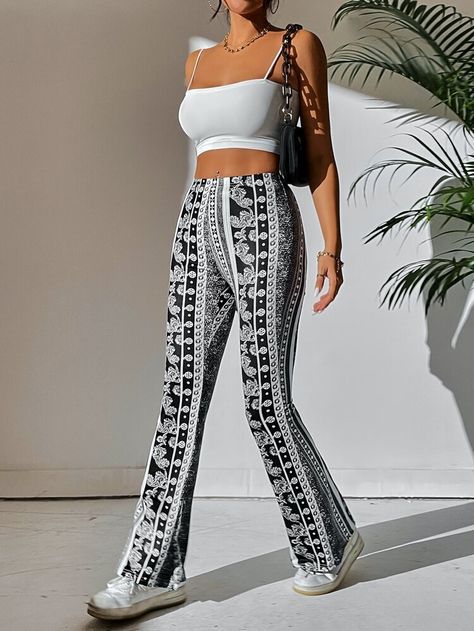 Size : Petite M Striped & Floral Print Flare Leg Pants, Floral Flare Pants Outfit, Boho Flare Pants Outfits, Flare Pants Outfits, Boho Flare Pants, Floral Pants Outfit, Hippie Costume Halloween, Printed Bell Bottoms, White Flare Pants