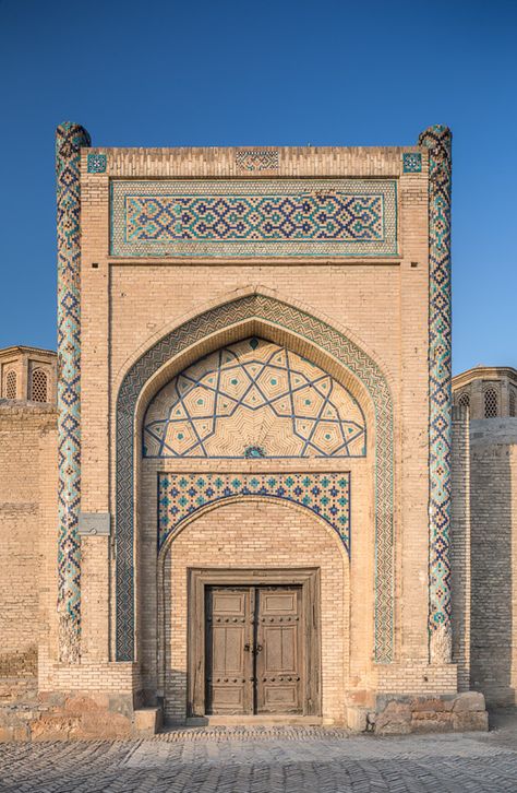 Islamic Quotes About Life, Bukhara Uzbekistan, Persian Architecture, Islamic Art Pattern, Positive Living, Indian Architecture, Classic Architecture, Islamic Design, Silk Road