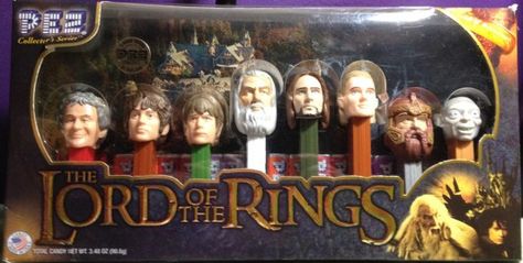 haha Lotr Gifts, Hobbit Party, Pez Dispensers, The Lord Of The Rings, Jrr Tolkien, Party Rings, Nerd Alert, Candy Gifts, Middle Earth