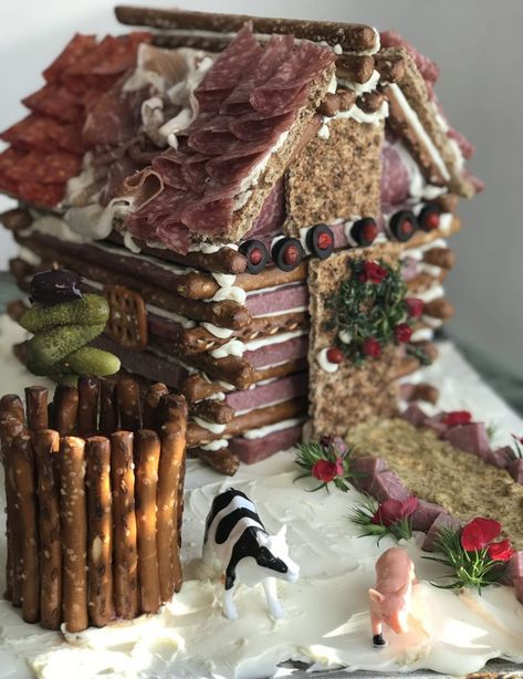 How to Build: A Charcuterie Chalet for the Holiday Season Charcuterie House, Charcuterie Chalet, Gingerbread House Ideas, The Best Dessert, Charcuterie Inspiration, Charcuterie Platter, Charcuterie And Cheese Board, Charcuterie Recipes, People Talking