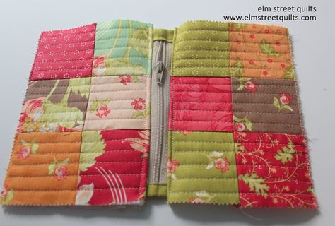 Quilted Pouch Tutorial, Zip Pouch Tutorial, Double Zipper Pouch, Quilted Bag Patterns, Purse Crafts, Zipper Pouch Tutorial, Purse Tutorial, Pouch Tutorial, Tote Bags Sewing