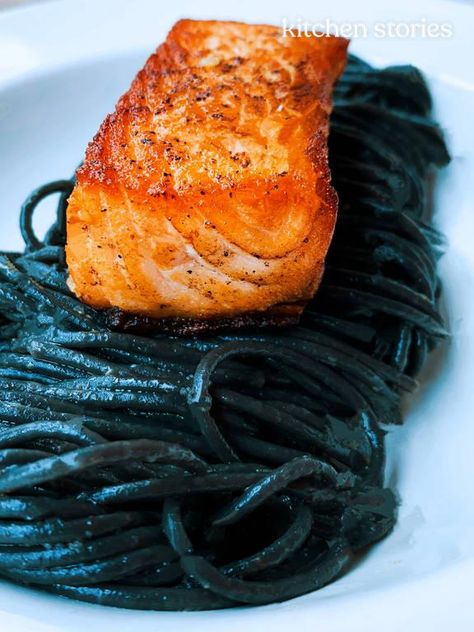 Salmon Scampi, Squid Ink Pasta Recipe, Lemon Rosemary Salmon, Squid Ink Spaghetti, Pasta With Salmon, Beet Risotto, Black Pasta, Ink Pasta, Scampi Pasta