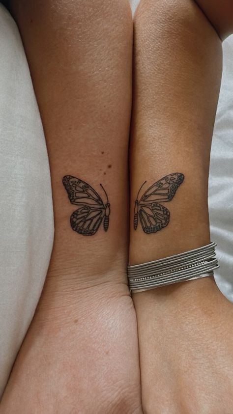 Bestie tattoo Butterfly Tattoo Best Friend, Best Friend Tattoos Ankle, Best Friend Tattoos Unique, Matching Butterfly Tattoos, Half Butterfly Tattoo, Butterfly Thigh Tattoo, Partner Tattoos, Half Butterfly, Butterfly Tattoo Ideas